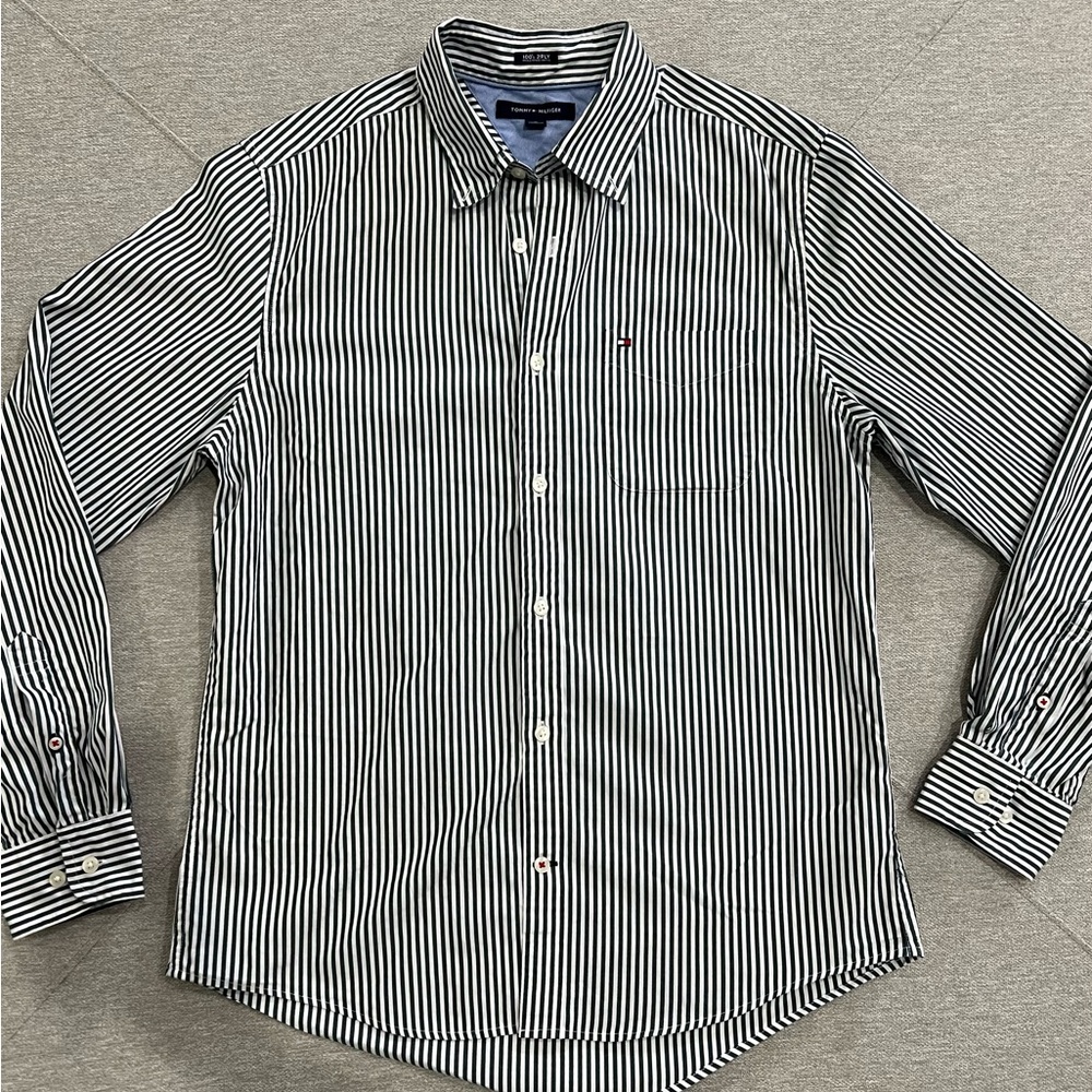 Tommy Hilfiger Men's Green and White Striped Shirt
